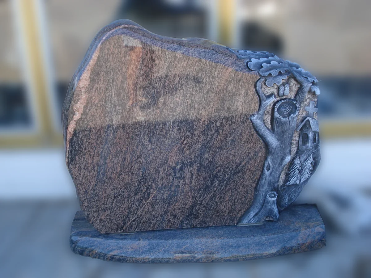 Kapu piemineklis ar gravēšanu Rīgā — Granīta Dizains